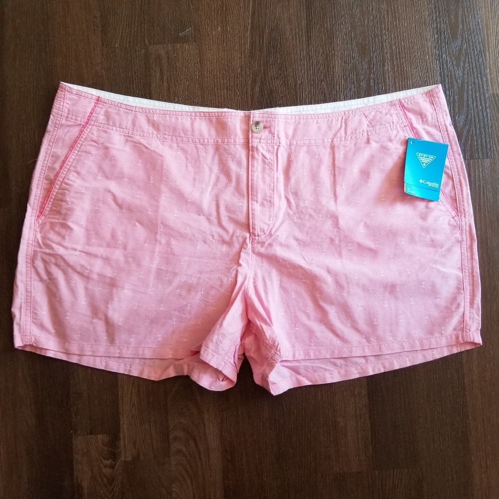 Columbia Pink Anchor shorts plus size